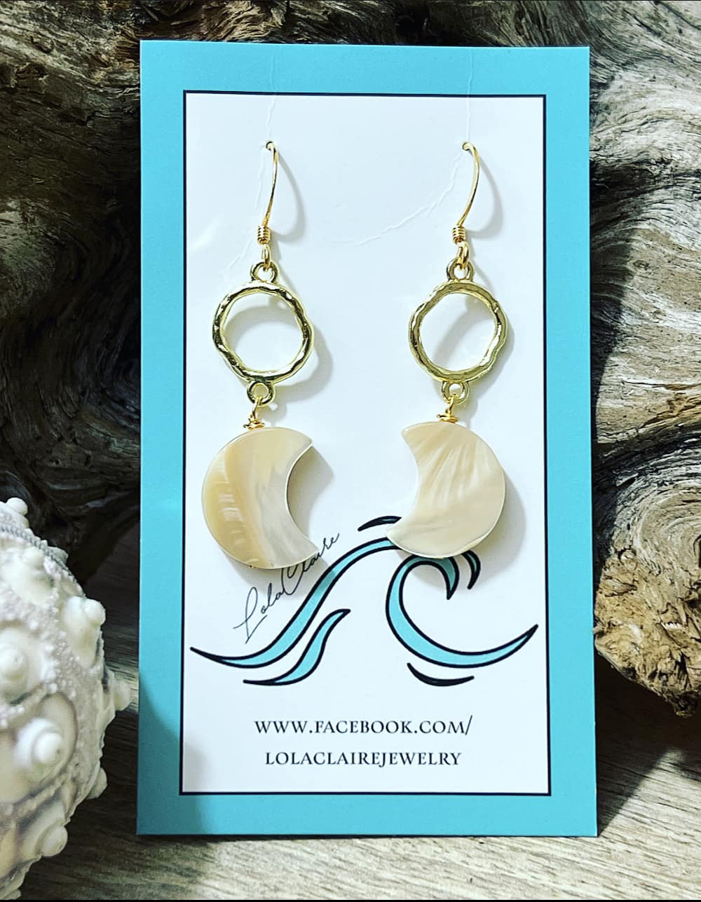 Mother of Pearl Circle Moon Drop Earrings
